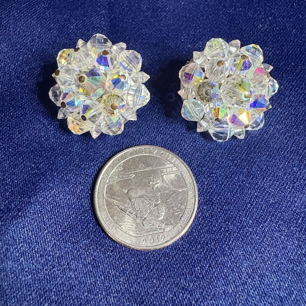 Vintage Laguna B Aurora Borealis Crystal 3 Strand Necklace w/Clip Earrings - Picture 2 of 9